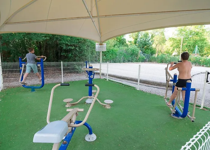 Kemp Maeva Club Les Rivieres Canet (Herault)